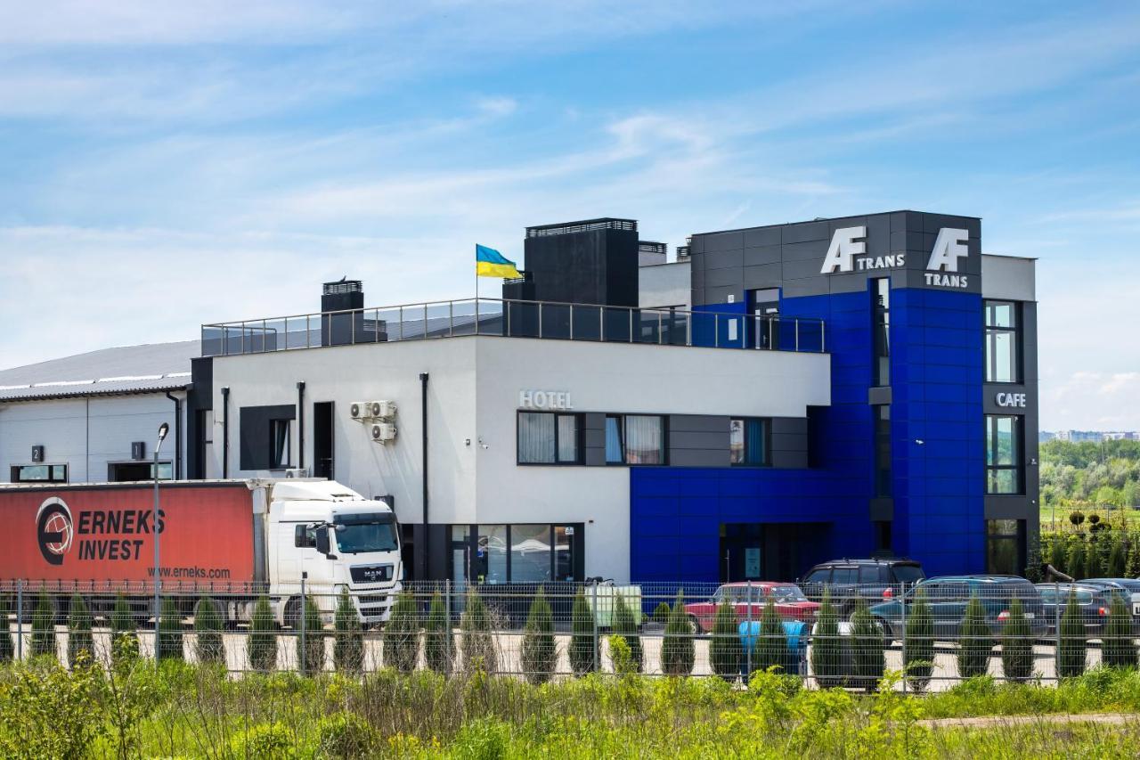 Af Trans Hotel Marshyntsi Exteriör bild